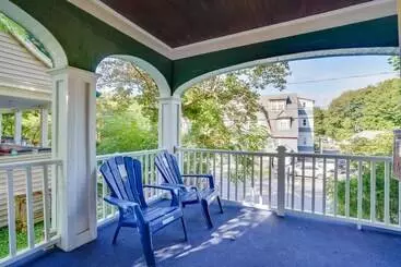 Mökkimajoitus Cozy Westcott Home ~ 1/2 Mi To Syracuse Campus!