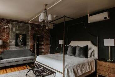 Hatchery Riverside Hotel & Event Venue