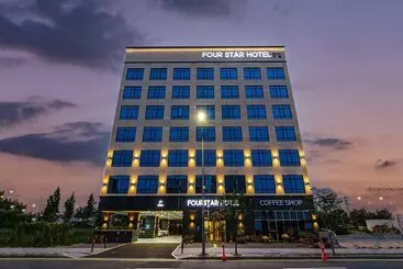 هتل Four Star