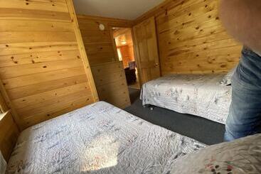 بيت ريفى Lincolnwood Cabin 3