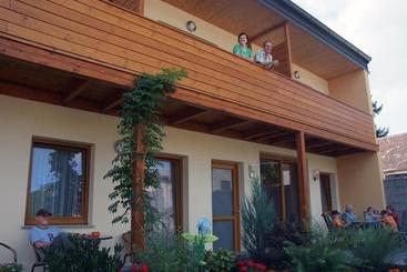 فندق Weinbauernhof Vier Jahreszeiten