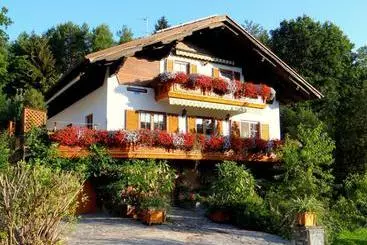 Hotel Ferienwohnung Haus König