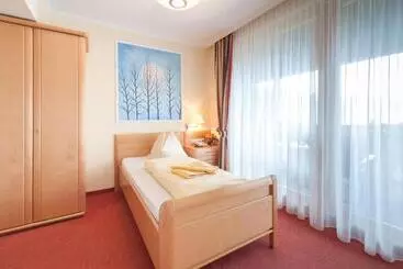 Hotel Landhof Simeter Gmbh