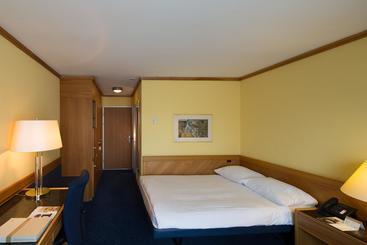 Hotell Stay@zurich Airport