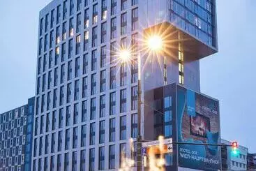 Motel One Vienna Central Station