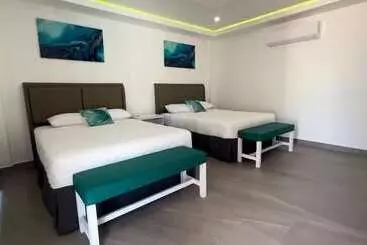 Hotelli The Views Resort