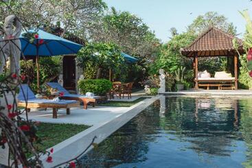 住宿加早餐 Kishi Kishi Artvilla