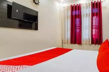 Hotel Oyo 81181 Mann