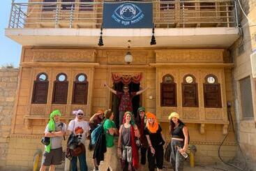 بنسيون Blue Eye Hostel