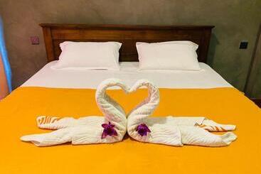 Pensione Ocean Wave Hikakduwa