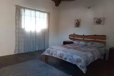 تختخواب و صبحانه Mpora River Lodge