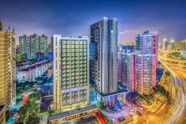 Апарт-отель Citadines Xujiahui Shanghai