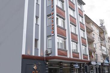 Hotel Center Royal Palace