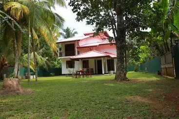 Pensjonat White Villa Koggala