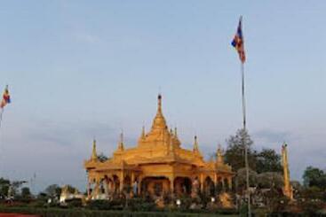 Golden Pagoda Eco Resort Namsai