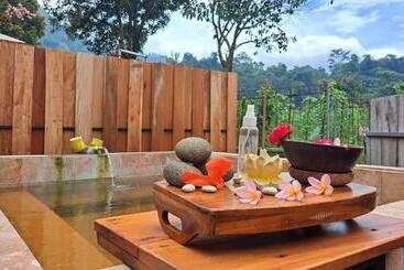 Otel Forest Resort & Onsen