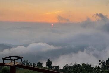 هتل Swastik Stays