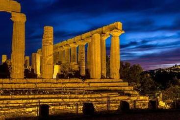 Bed and Breakfast Persefone Luxury Suite