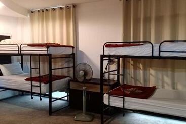 בית מלון כפרי Art