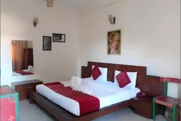 ホテル Embrace Himalayan Spa Resort