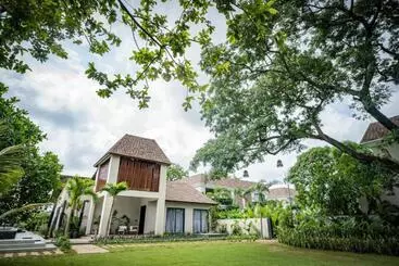 Maira Resort And Convention Center