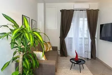 هتل آپارتمان Palazzorefici