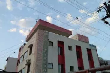 Hotel Rw International, Hingoli