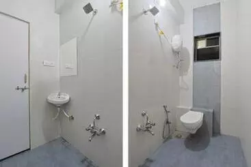 ホテル Monville Group Vadodara