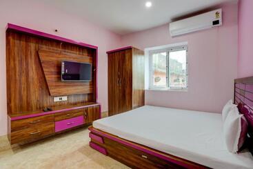 Hotell Spot On Mehta Banquet And Restaurant