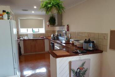 Bed and Breakfast Quiet Property By The River