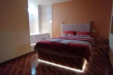 هتل Hospedaje Queen
