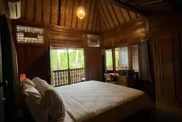Pensão Bidja Room Wooden Joglo House