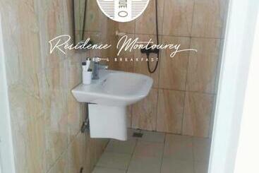 Residence Montourey Bed & Breakfast