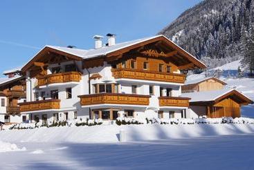 Отель Alpenchalet Vital