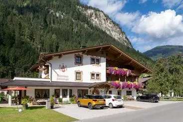 Hotel Gästehaus Schneeberger