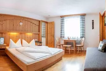 Hotel Wiesenhof
