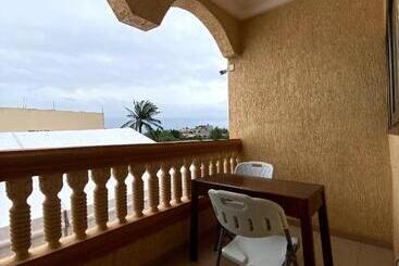 ホテル Hôtel Residence Santa Claudia