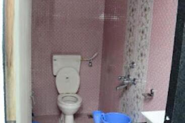 בית מלון כפרי Prashant Cottages Mahabaleshwar