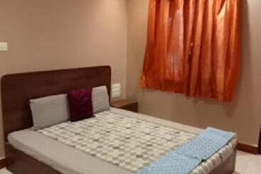 בית מלון כפרי Shridhar Residency Devgad