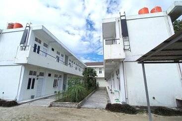 Отель Spot On 93326 Pondok Anie Syariah