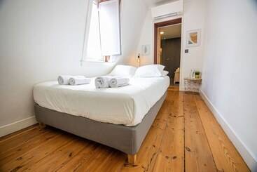 تختخواب و صبحانه Vago Alcântara Suites