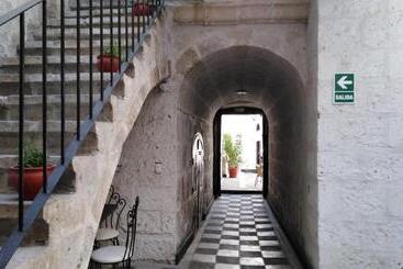 בית מלון כפרי Mutua Fap