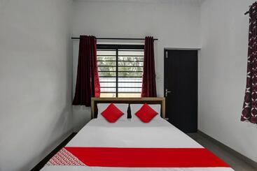 Hotel Oyo Flagship Golden Residency Manjeri