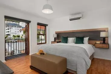 Hotelli Neighbourgood Ravenscraig