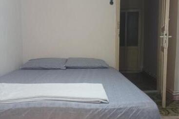 پانسیون Spacious House By The Sea