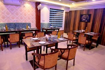 Hotel Evana Rajaji, Rajaji Tiger Reserve, Rishikesh