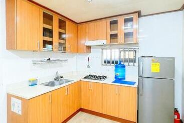 בית מלון כפרי Reddoorz Near Burnham Park Baguio City