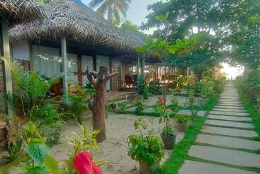 Hotel The Coast Beach Resort