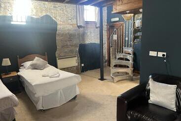 酒店 The White Lion