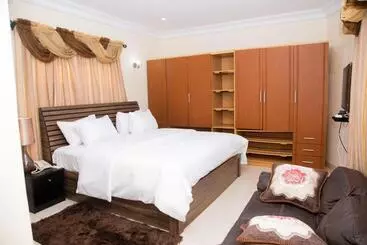 پانسیون Velvetrose Cottage